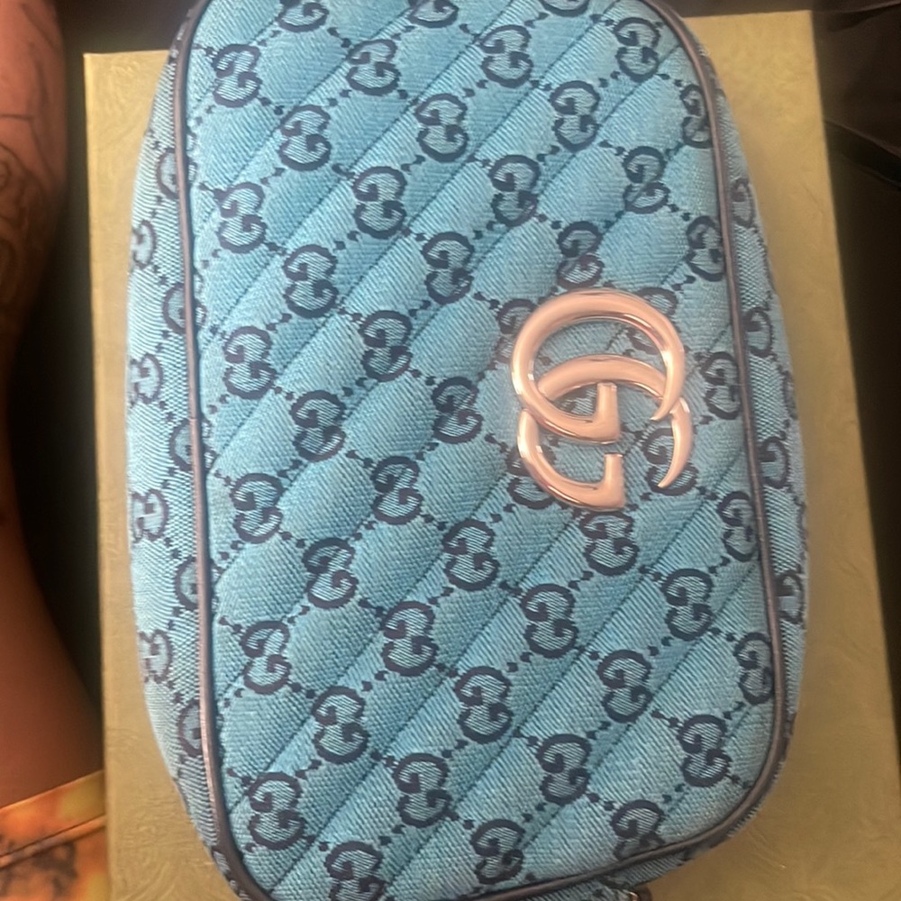 Gucci gg new canvas blue worn twice tags and original boxing still in tact